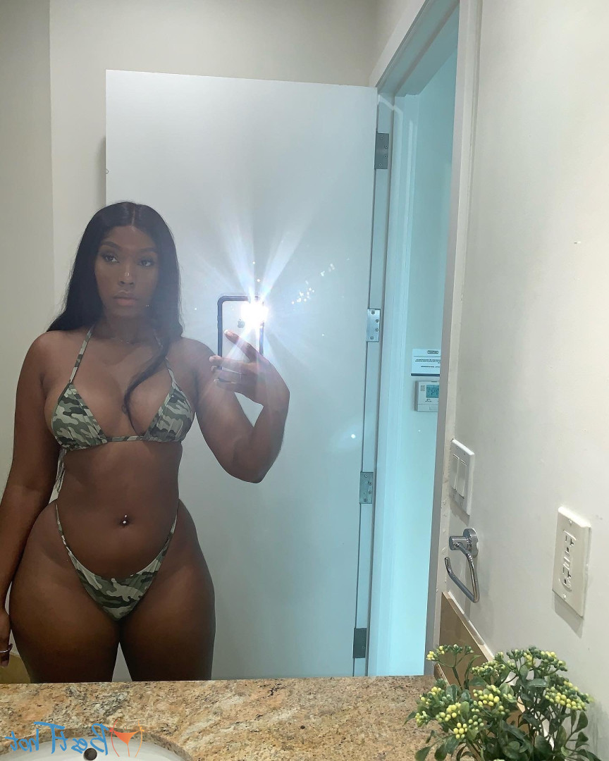🪭😈💦 [ sobomb ] Onlyfans leaked photo 17962189 on Hotleaks.tv