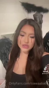 17947085