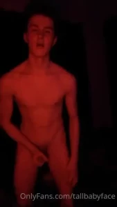 u196716073 Onlyfans leaked video 17942800 on Hotleaks.tv