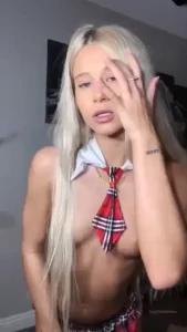 17941563