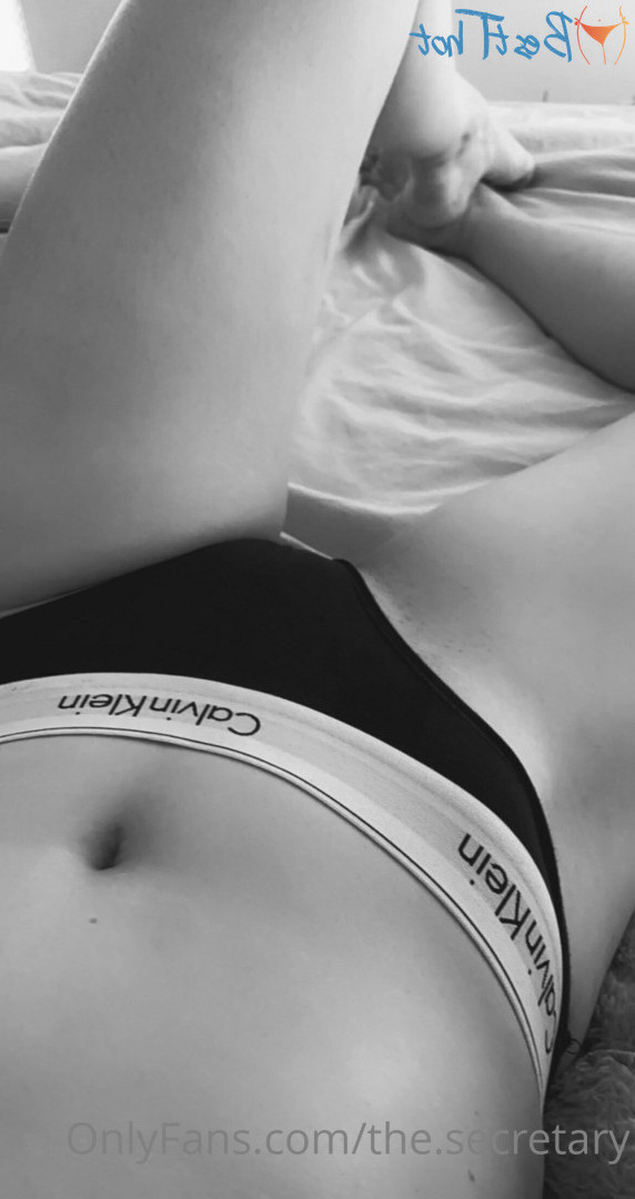 the.secretary Onlyfans leaked photo 17616194 on Hotleaks.tv