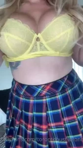 Blonde Barbie [ torontobustyblonde ] Onlyfans leaked video 17934562 on Hotleaks.tv