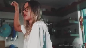 17929733