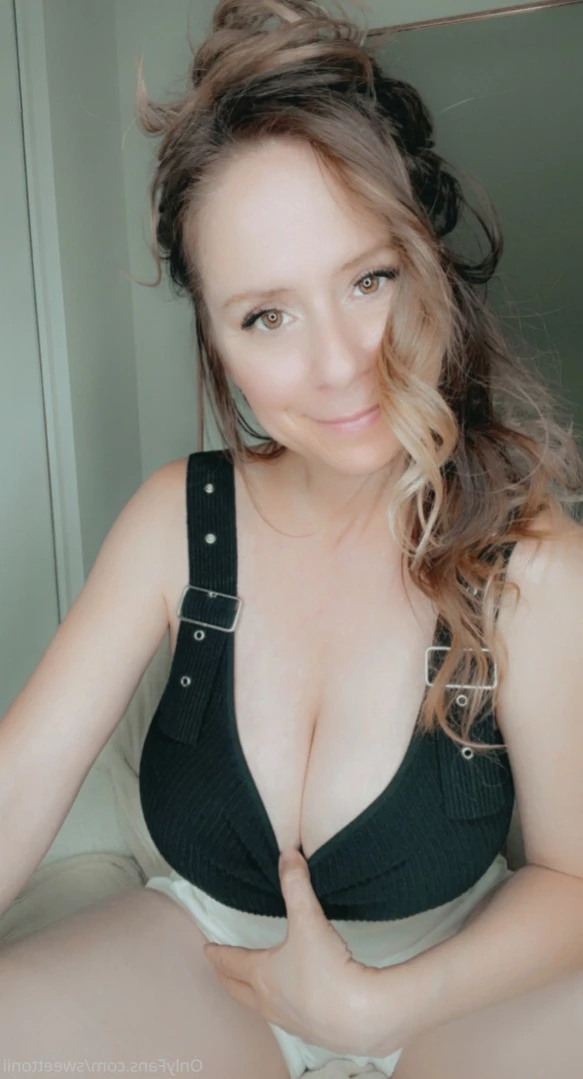 🍭Sweettonii [ sweettonii ] Onlyfans leaked photo 15110083 on Hotleaks.tv