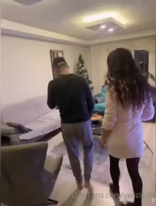 Queen [ queenle19 ] Onlyfans leaked video 17924340 on Hotleaks.tv