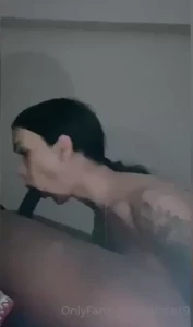 Queen [ queenle19 ] Onlyfans leaked video 17924392 on Hotleaks.tv