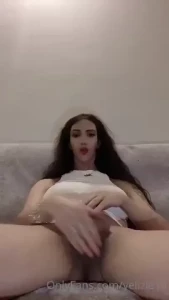 Queen [ queenle19 ] Onlyfans leaked video 17924410 on Hotleaks.tv