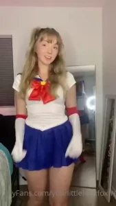 17923733
