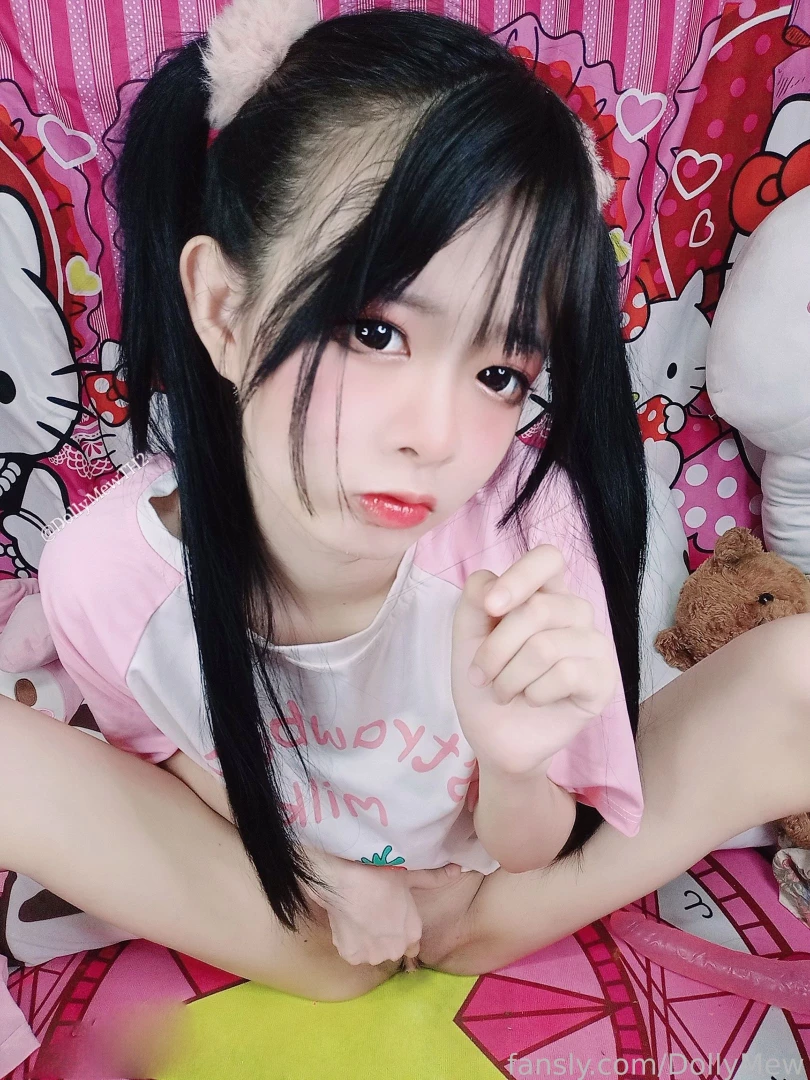 dollymew Onlyfans leaked photo 18118187 on Hotleaks.tv