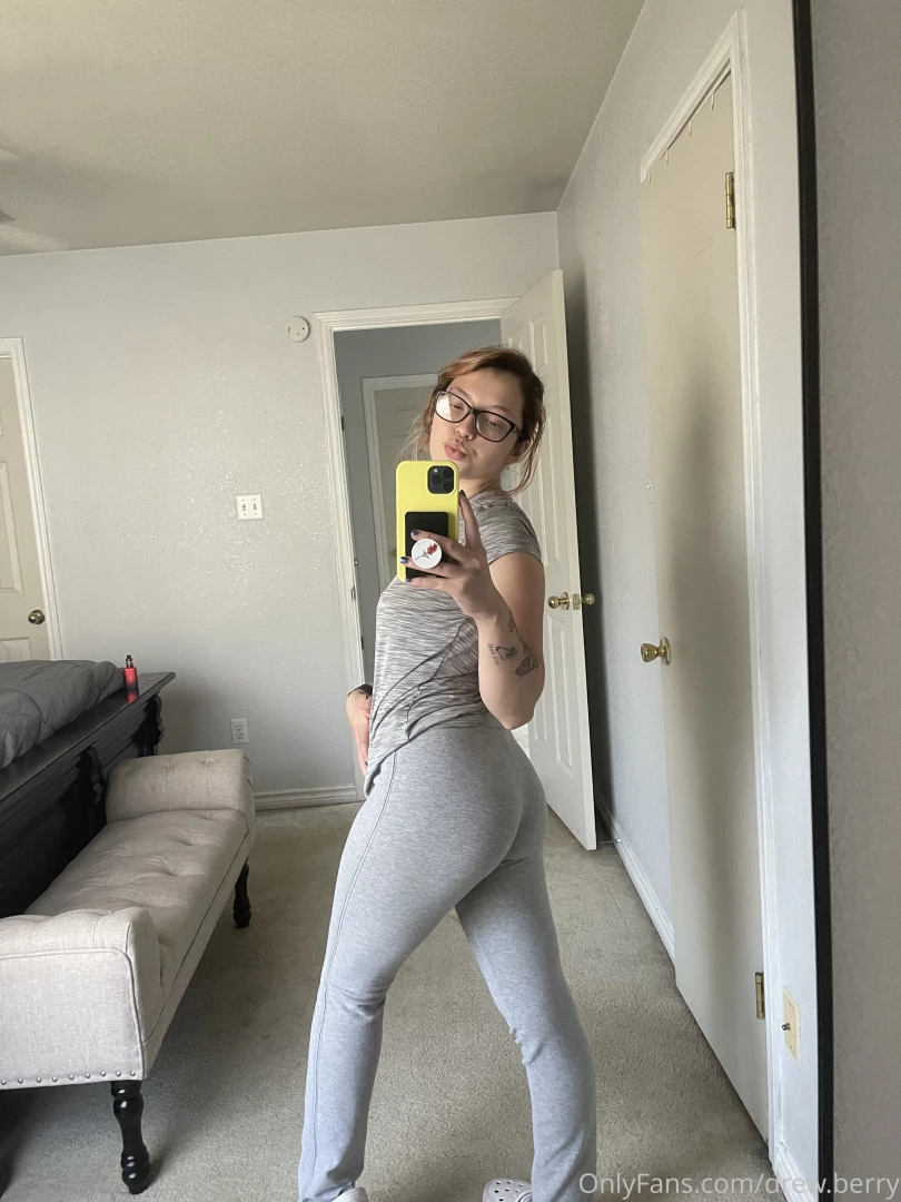 drew.berry [ drew-berry ] Onlyfans leaked photo 18127652 on Hotleaks.tv