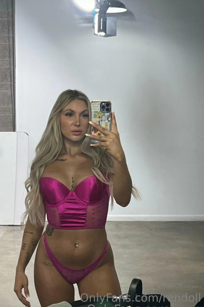 rendoll Onlyfans leaked photo 18130665 on Hotleaks.tv