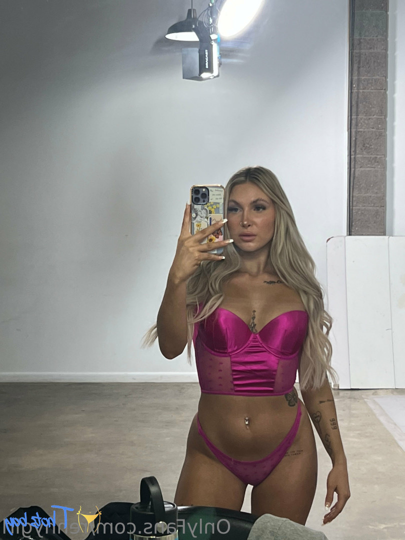 rendoll Onlyfans leaked photo 18136538 on Hotleaks.tv