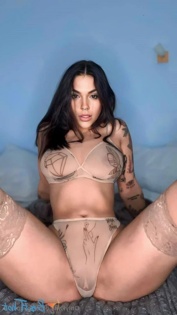 roxxolana Onlyfans leaked photo 18681024 on Hotleaks.tv
