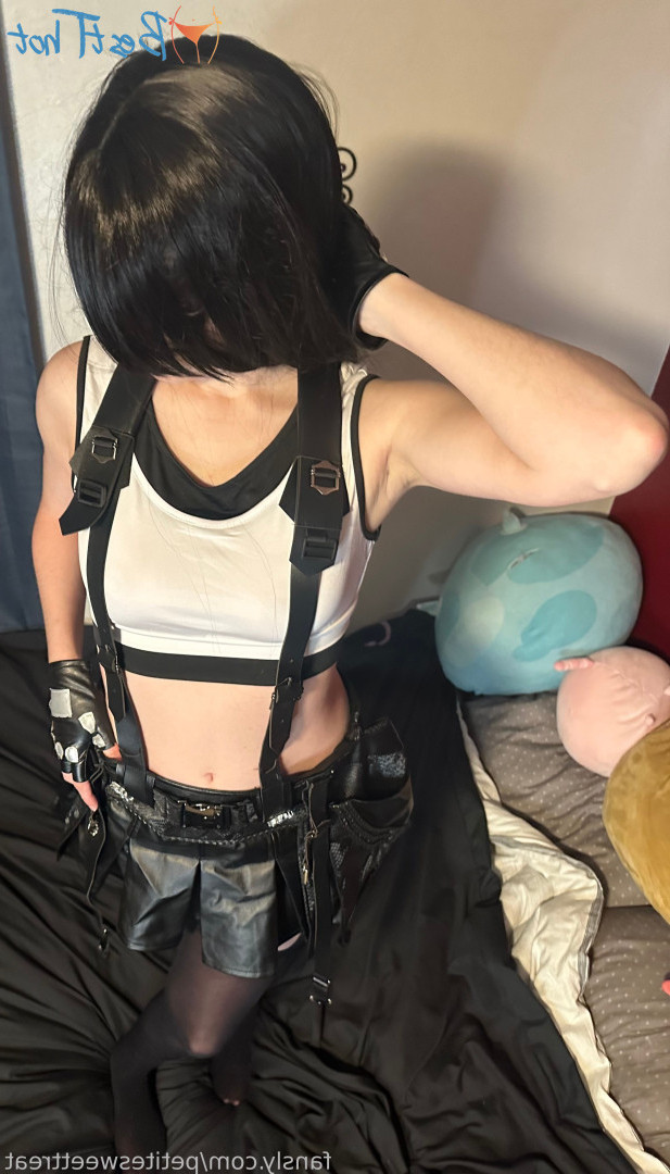 petitesweettreat Onlyfans leaked photo 18523239 on Hotleaks.tv