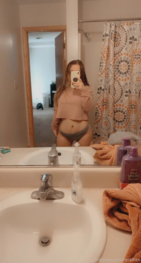 lilyskifree Onlyfans leaked photo 18132176 on Hotleaks.tv