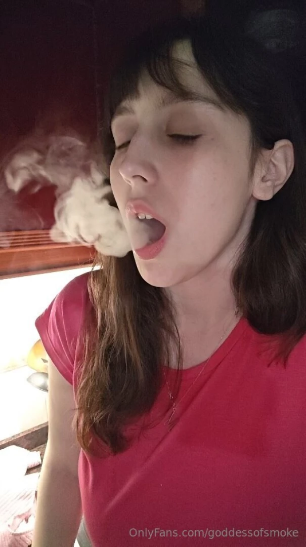 goddessofsmoke Onlyfans leaked photo 18652891 on Hotleaks.tv