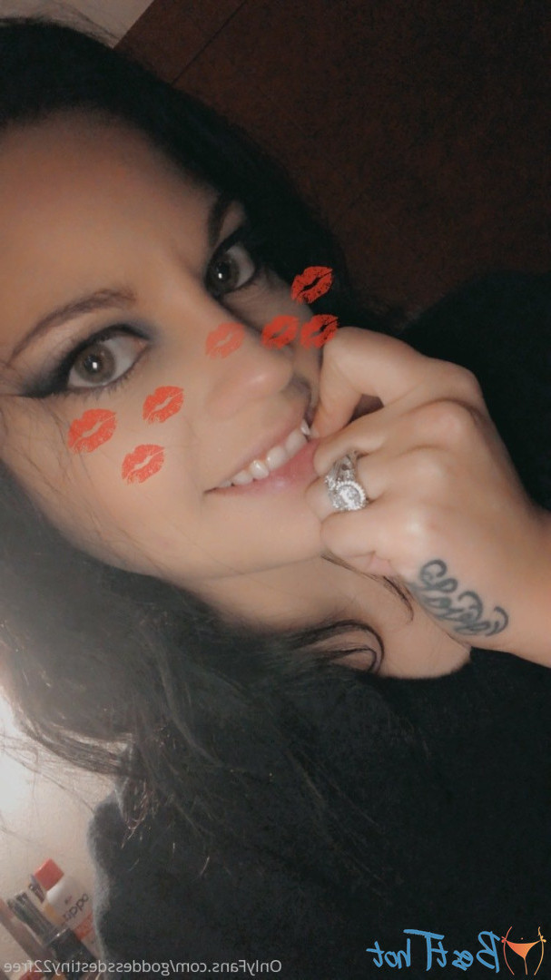 desbiansfree Onlyfans leaked photo 18137779 on Hotleaks.tv