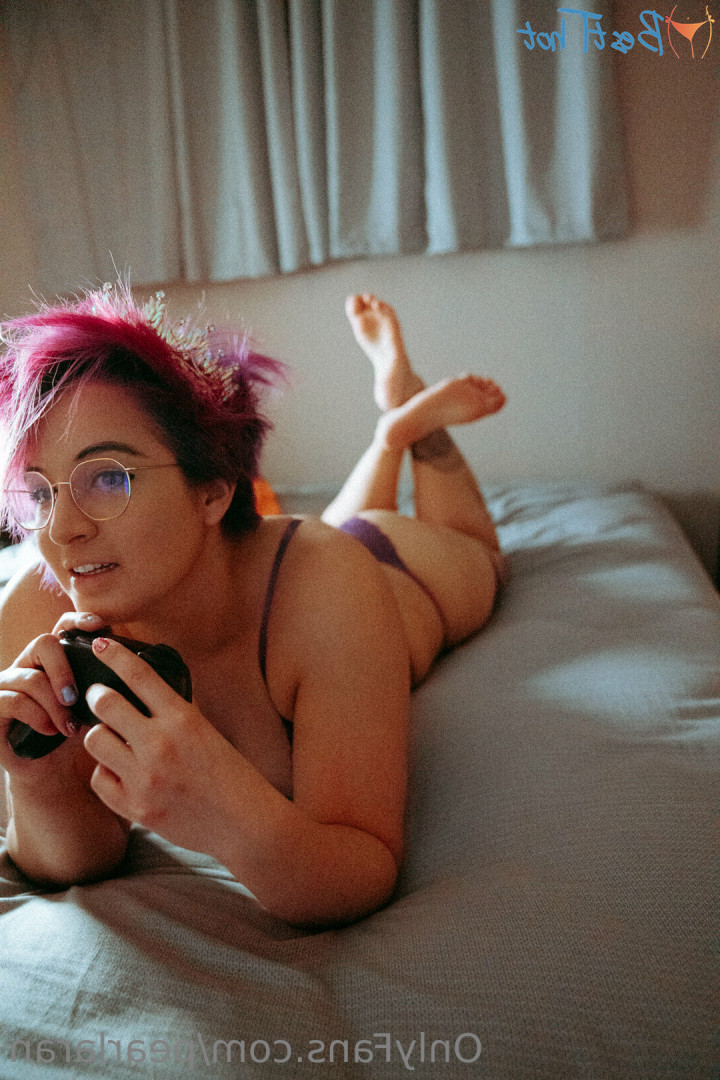 pearly.thighs [ pearly-thighs ] Onlyfans leaked photo 18153659 on Hotleaks.tv