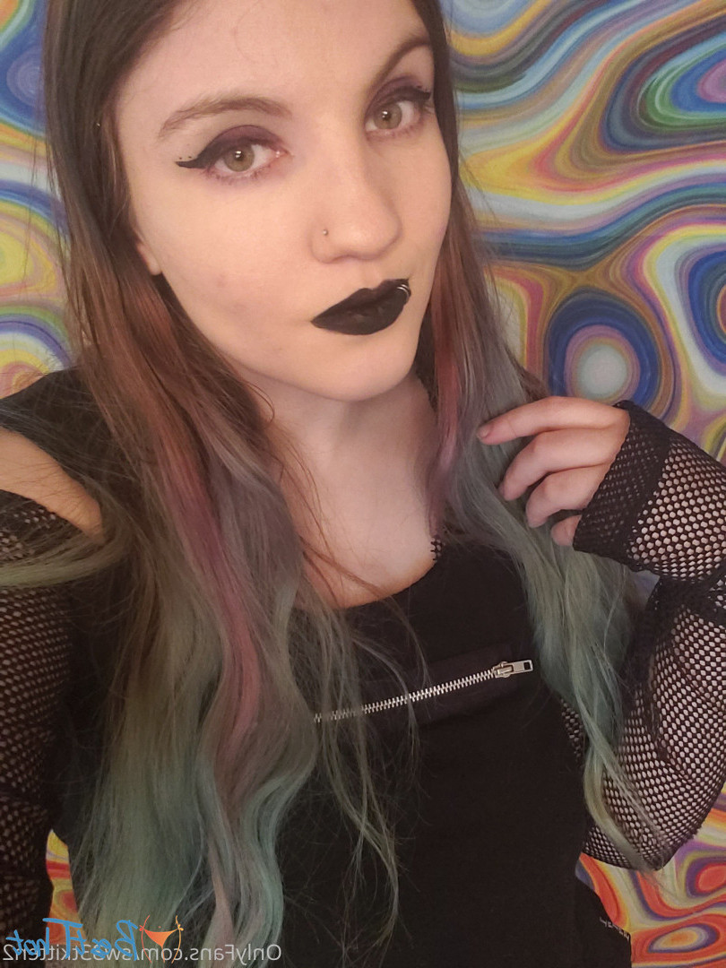 sw33tkitten2 Onlyfans leaked photo 18219029 on Hotleaks.tv
