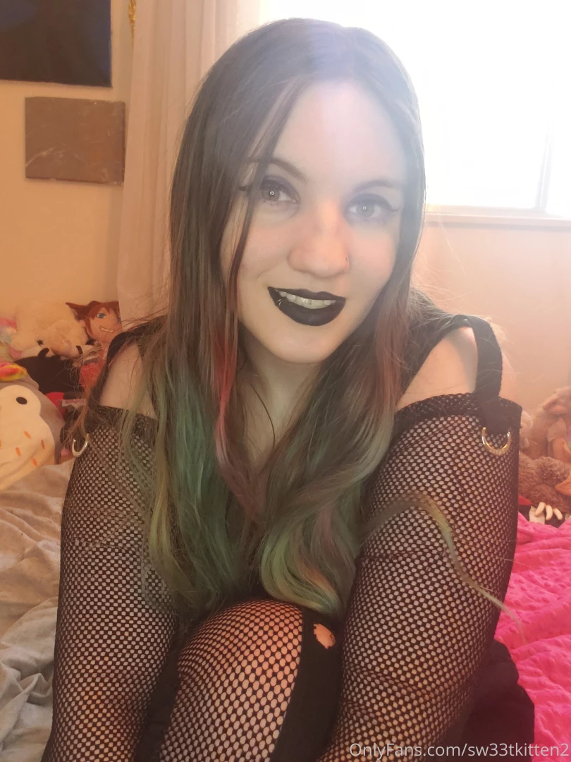 sw33tkitten2 Onlyfans leaked photo 18219052 on Hotleaks.tv