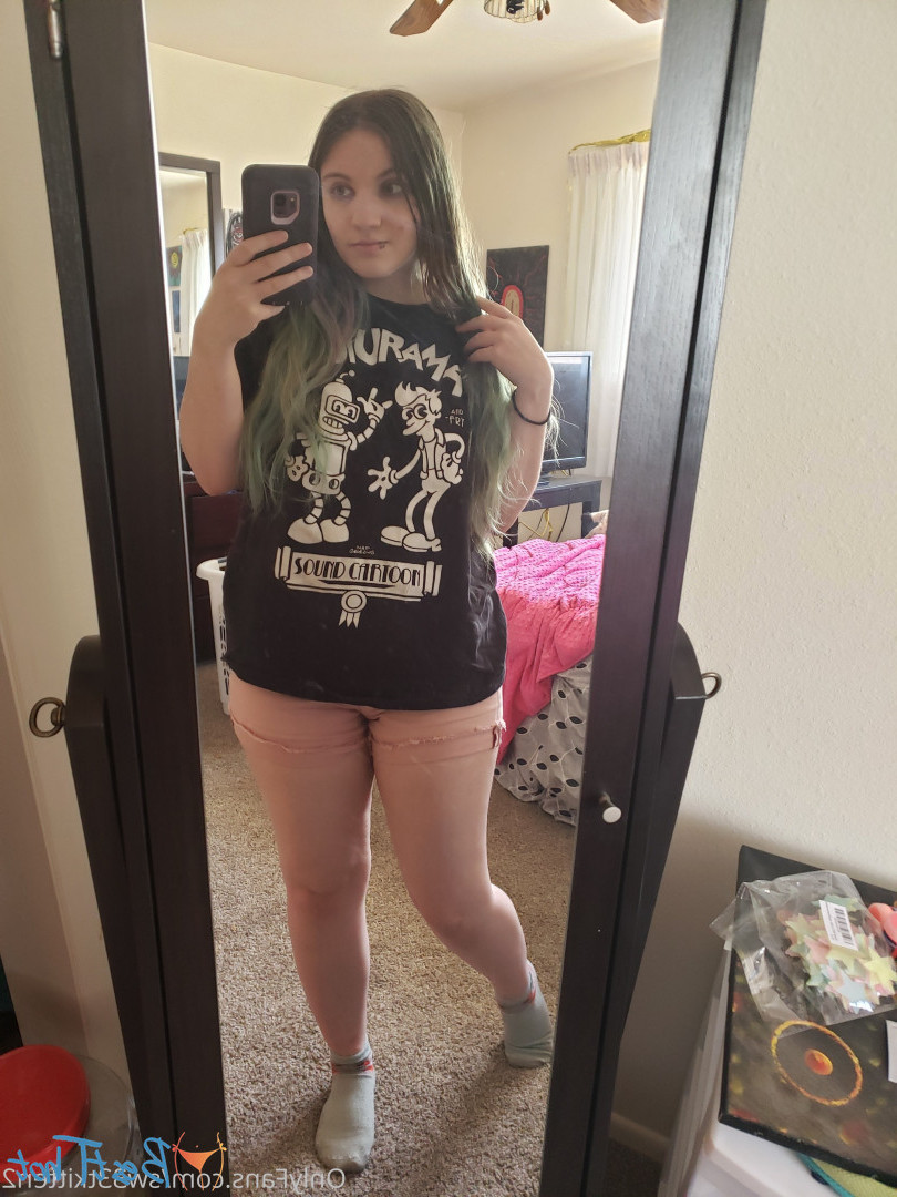 sw33tkitten2 Onlyfans leaked photo 18219504 on Hotleaks.tv