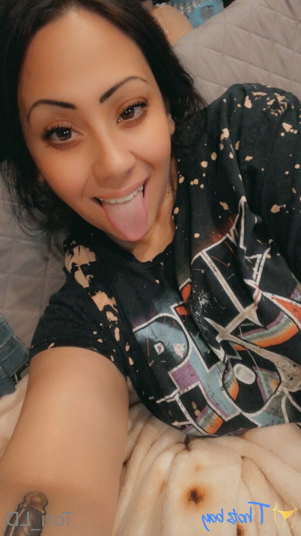 tori_ld [ tori-ld ] Onlyfans leaked photo 18219193 on Hotleaks.tv