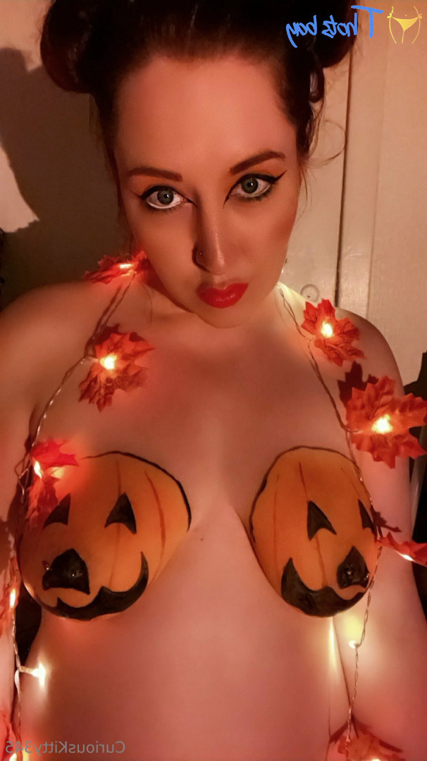 curiouskittypremium Onlyfans leaked photo 18218693 on Hotleaks.tv