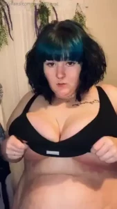 squishy-brat Onlyfans leaked video 18203492 on Hotleaks.tv