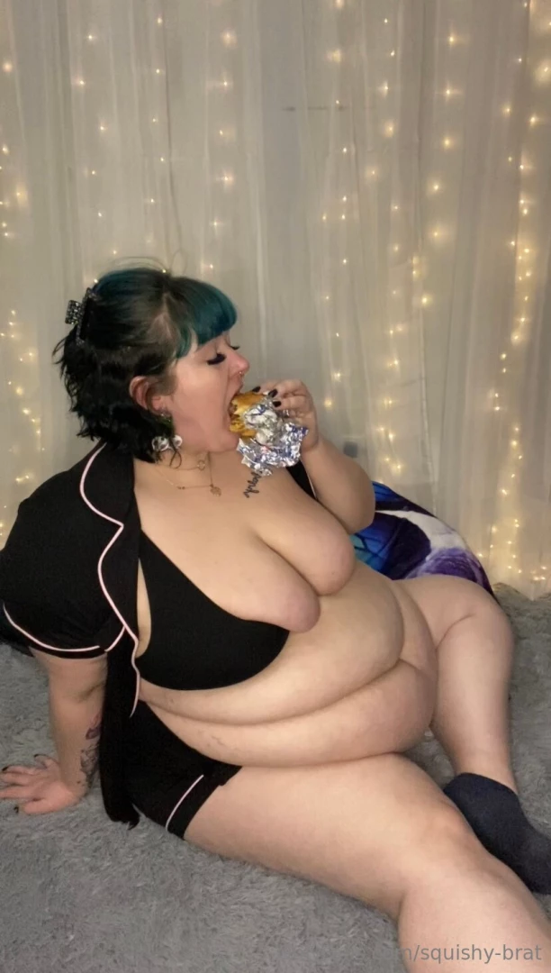 squishy-brat Onlyfans leaked photo 18218560 on Hotleaks.tv