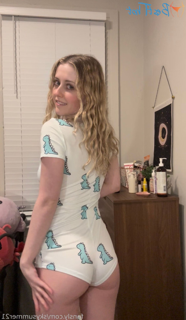 skysummer21 Onlyfans leaked photo 18228229 on Hotleaks.tv