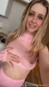 18316372