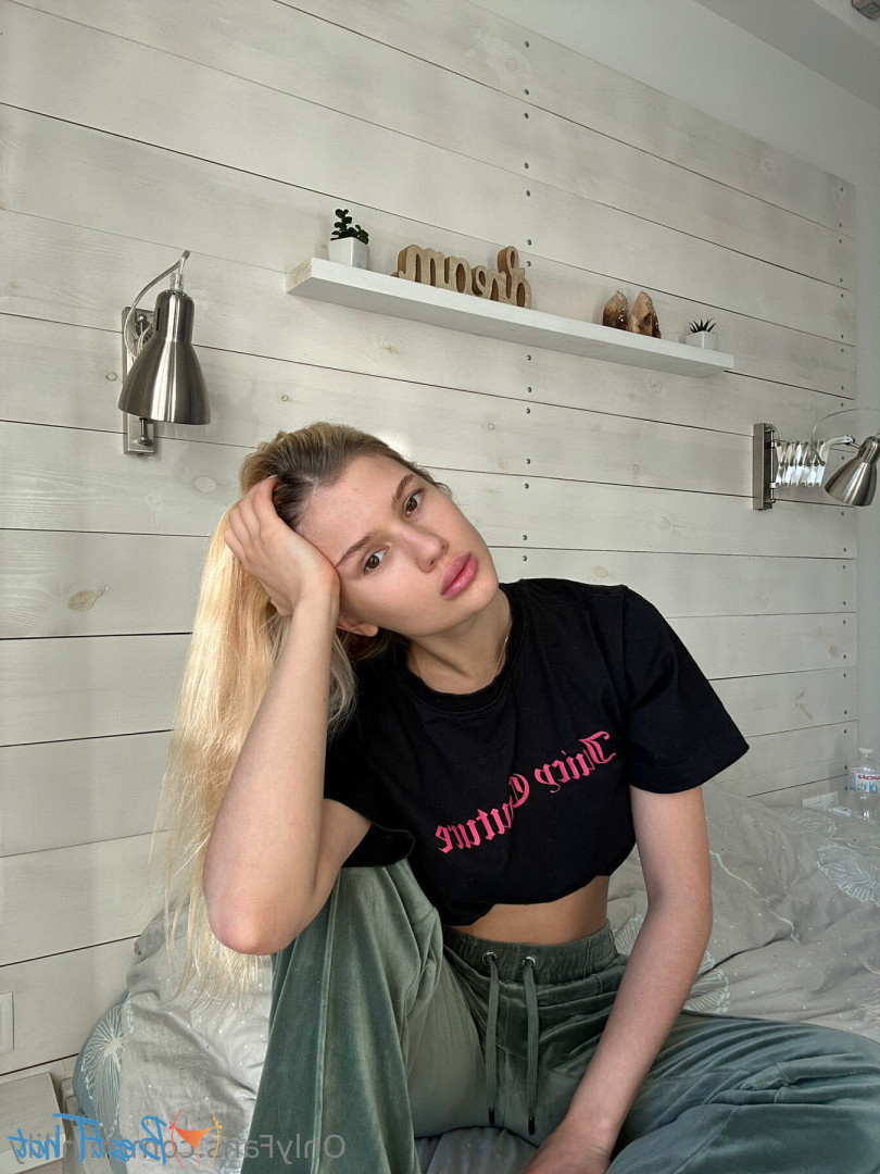 minilily Onlyfans leaked photo 18222654 on Hotleaks.tv