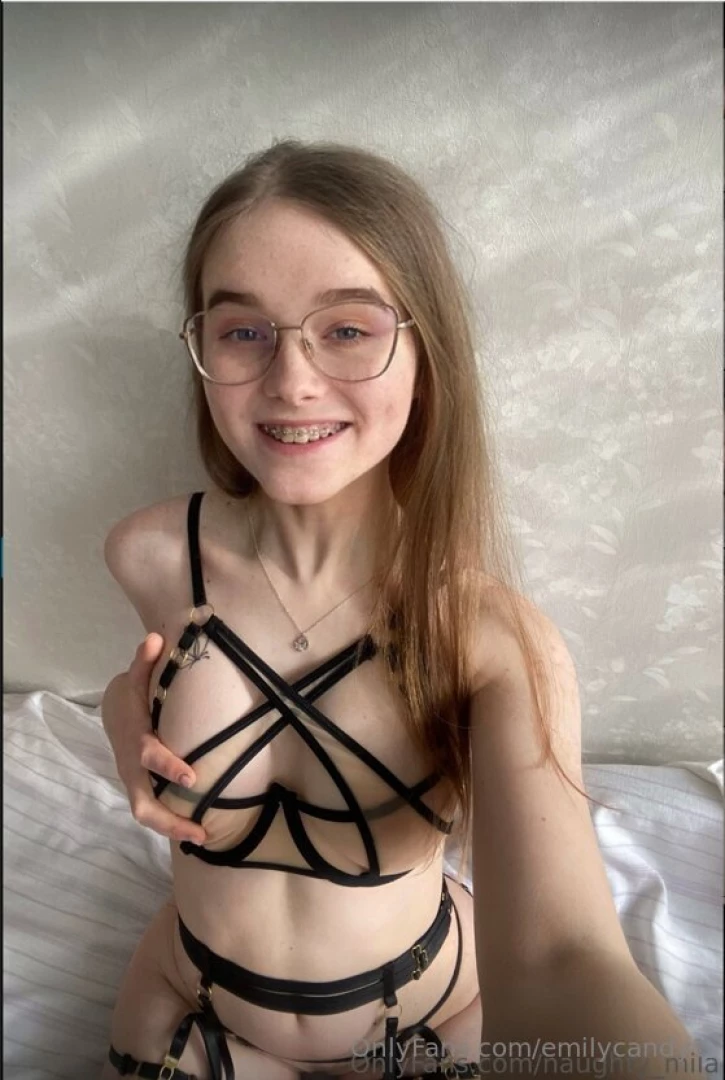 emilycandy1 Onlyfans leaked photo 18462396 on Hotleaks.tv