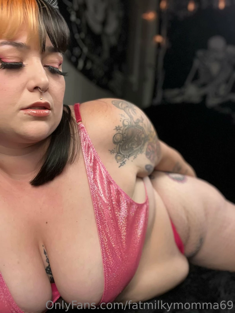 fatmilkymomma69 Onlyfans leaked photo 18227472 on Hotleaks.tv