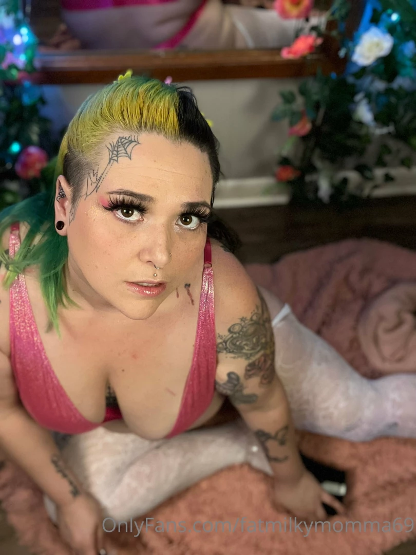 fatmilkymomma69 Onlyfans leaked photo 18228106 on Hotleaks.tv