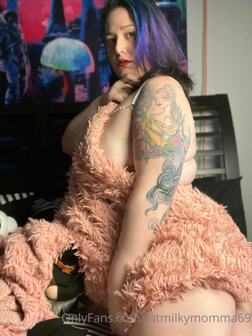 fatmilkymomma69 Onlyfans leaked photo 18320506 on Hotleaks.tv