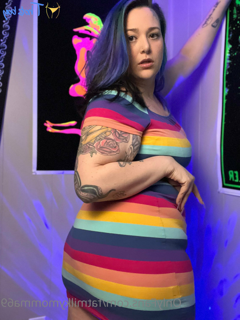fatmilkymomma69 Onlyfans leaked photo 18321223 on Hotleaks.tv