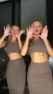9371327