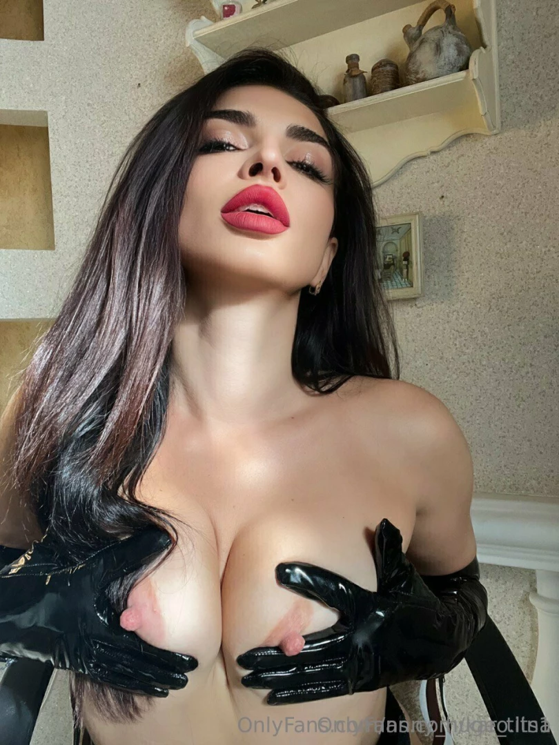 anny_huge_tits1 [ anny-huge-tits1 ] Onlyfans leaked photo 18566547 on Hotleaks.tv