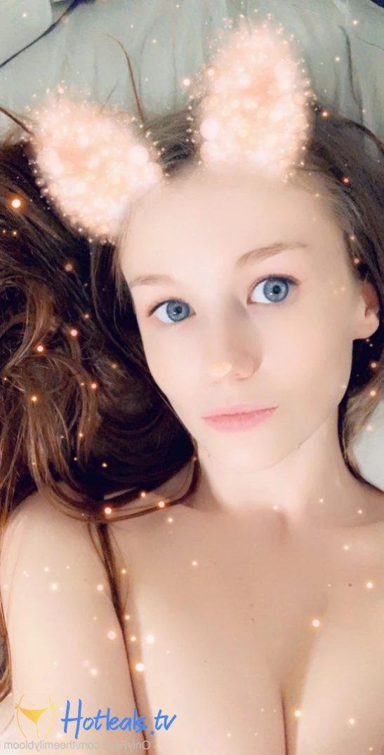 Emilybloom [ theemilybloom ] Onlyfans leaked photo 1169428 on Hotleaks.tv