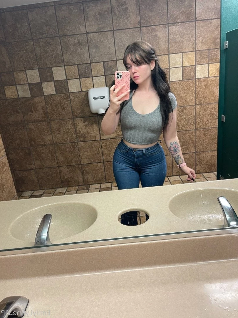 Emily Lynne 🍑 [ theemilylynne ] Onlyfans leaked photo 4544014 on Hotleaks.tv