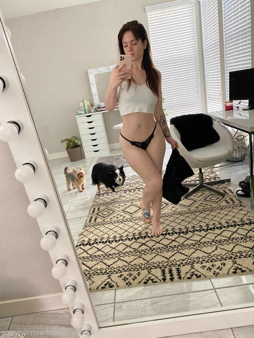 Emily Lynne 🍑 [ theemilylynne ] Onlyfans leaked photo 4546383 on Hotleaks.tv