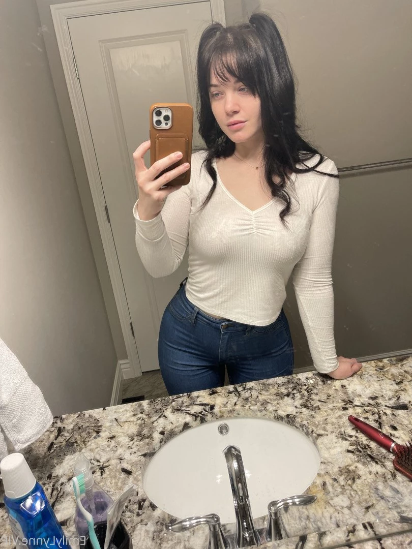 Emily Lynne 🍑 [ theemilylynne ] Onlyfans leaked photo 4552072 on Hotleaks.tv
