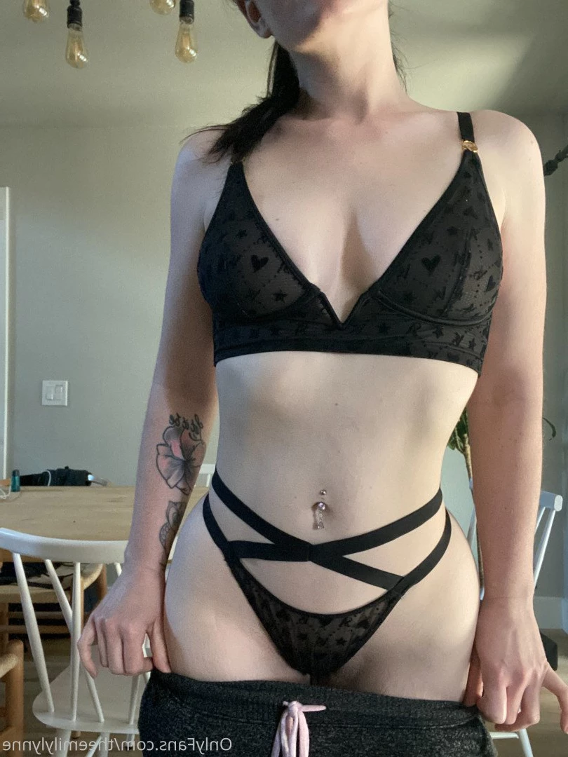 Emily Lynne 🍑 [ theemilylynne ] Onlyfans leaked photo 4557291 on Hotleaks.tv
