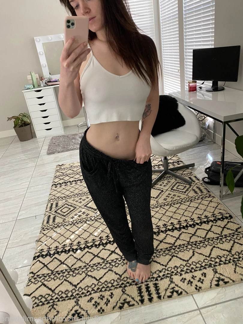 Emily Lynne 🍑 [ theemilylynne ] Onlyfans leaked photo 6174179 on Hotleaks.tv