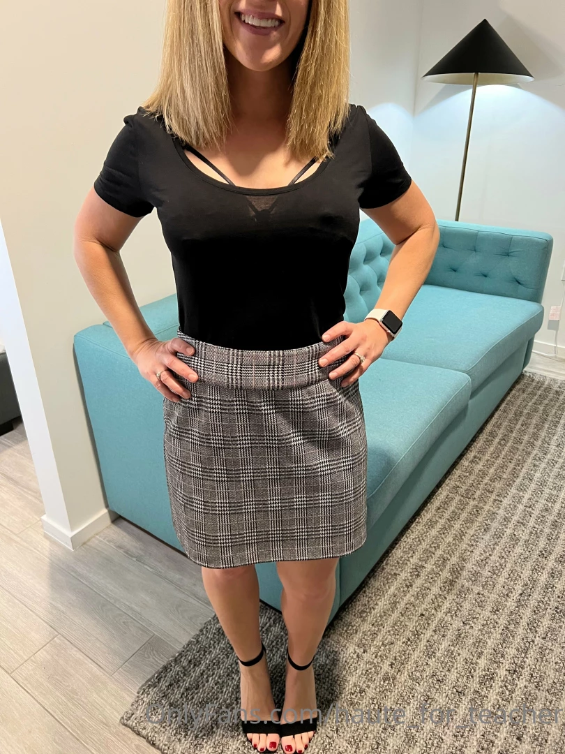 haute_for_teacher [ haute-for-teacher ] Onlyfans leaked photo 18426926 on Hotleaks.tv