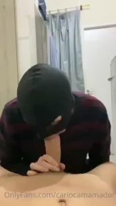 18389300