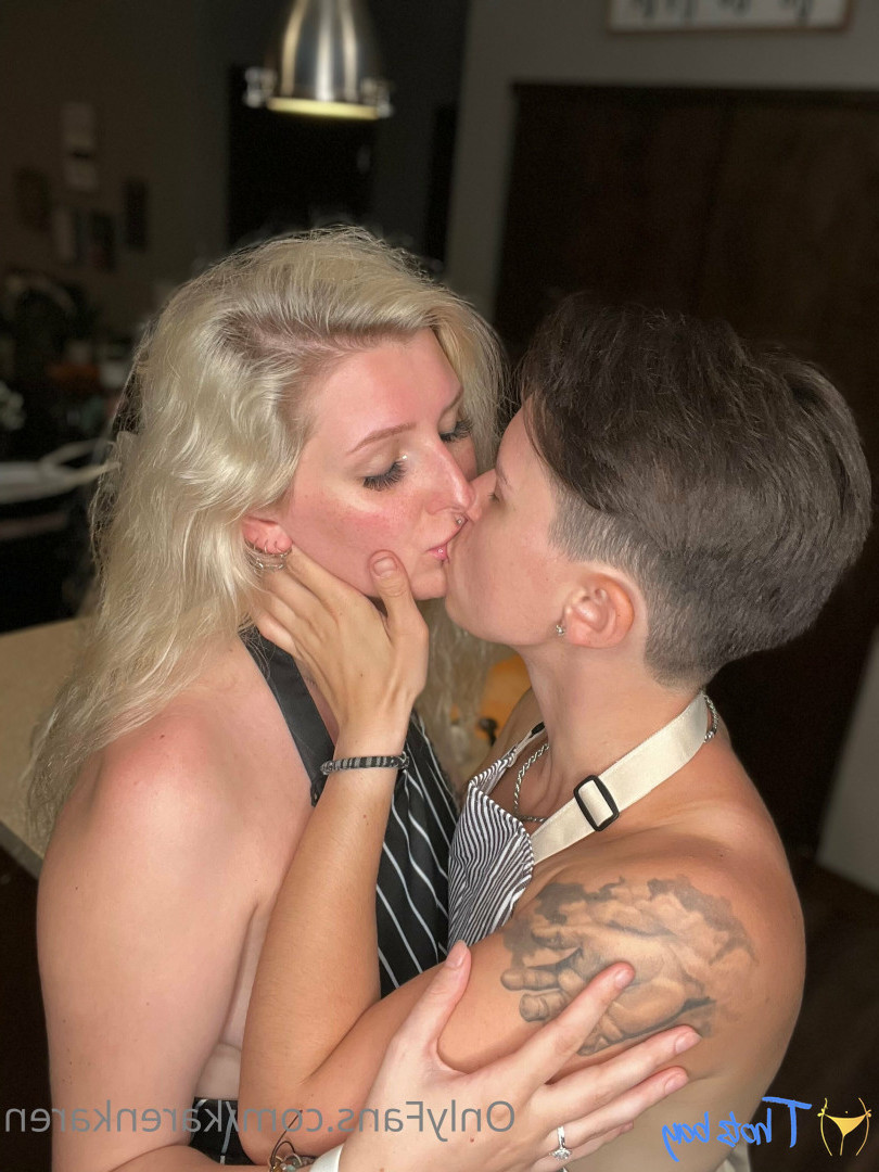 karenkaren Onlyfans leaked photo 18328163 on Hotleaks.tv