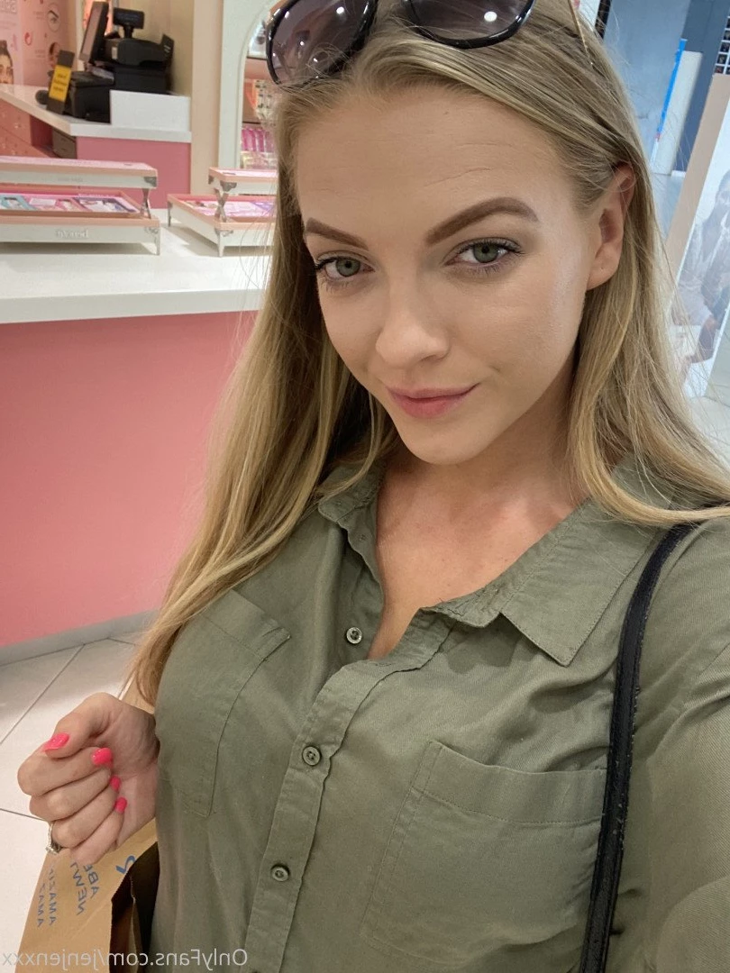 The Hannistons [ thehannistons ] Onlyfans leaked photo 1172743 on Hotleaks.tv