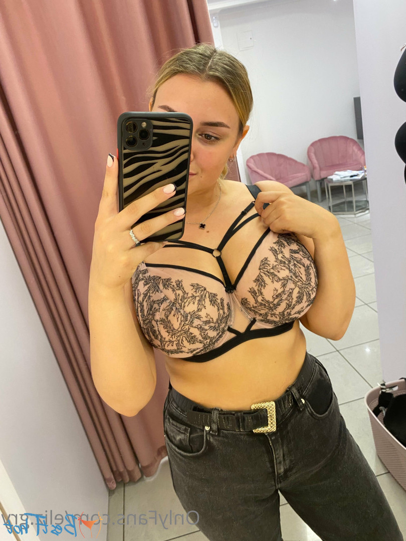 eliz.gry [ eliz-gry ] Onlyfans leaked photo 18329954 on Hotleaks.tv